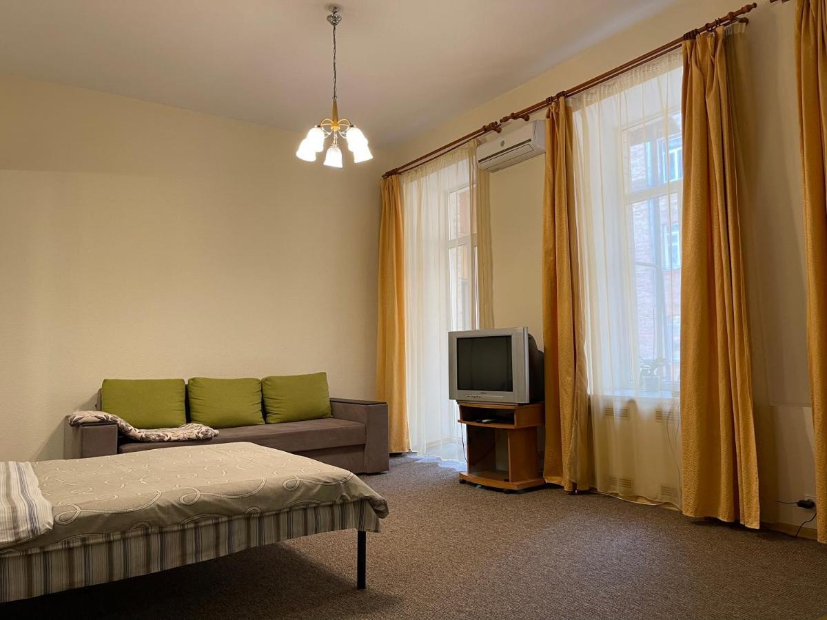 Odnokomnatnaya Studiya Kiev Esterno foto
